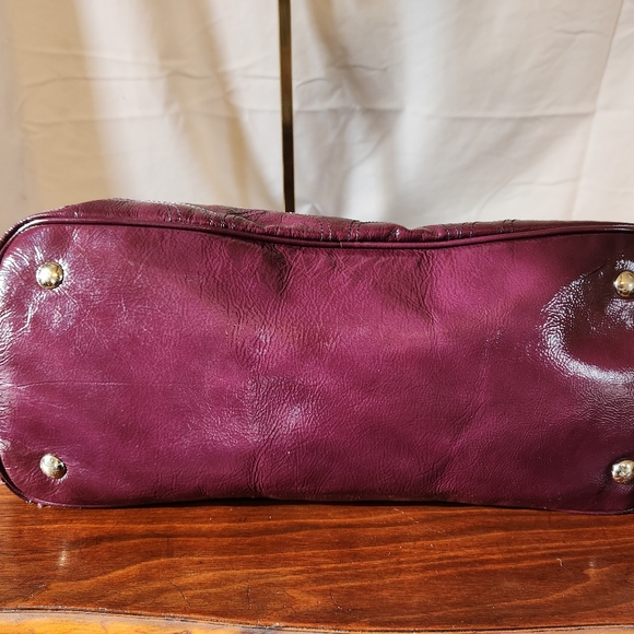 Spotless deep plum "Nora" Kisslock in patent leather. - Picture 10 of 11
